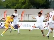 国足亚运队0-0伊朗,吴曦凌空斩中楣,张玉宁失良机
