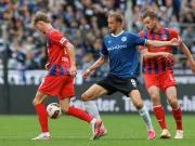 比勒费尔德2-2海登海姆,亨里希世界波,格罗多夫斯基破门