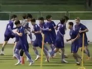 亚运男足卡塔尔vs韩国,大巴司机将两队球员双双送到棒球场