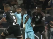 半场战报:巴黎FC0-0里昂