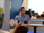 格10：上赛季带伤踢了一个月，踢维拉怕被说闲话所以选择上场