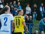 📈登顶榜首，你们都是棒棒的！💛🖤多特蒙德女足以5...