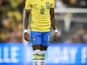 内马尔退出国家队之后,拉菲尼亚成为巴西新任10号🇧🇷