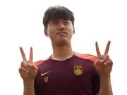 18岁的王庚睿助攻王子铭破门,国足一线队首秀即送助攻
