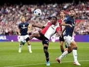 半场：费耶诺德3-0乌德勒支，阿尼斯-穆萨一条龙双响