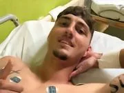 比萨中卫比赛时昏厥,医学专家:高温下15点比赛可能危及健康