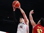 全场最高分，金近廉11中7&三分8中4拿下19分4板3助攻