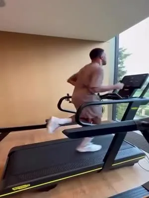 姆巴佩晒视频