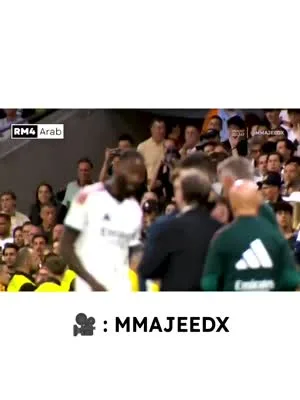 ⚪😂 维尼修斯因扯头发染红！库库雷利亚急了：以后...