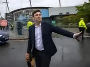 🚨💣英国首相安迪·伯纳姆 🇬🇧:"如果曼城老板离...