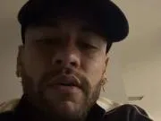 内马尔连发5条快拍:内斯托尔用反种族主义规则牟利,太卑鄙了