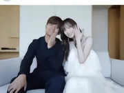 久保建英与日本女演员福原遥宣布结婚，此前2人从未...