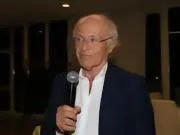 记者:米兰输伯恩茅斯是史诗级丢脸,请重视欧联杯