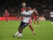 半场战报：圣路易斯城0-0温哥华白浪，拉博尔达头球造险