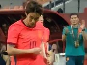 热议韦世豪红牌:中了对方圈套,半场就该下;联赛对他太纵容